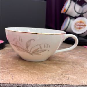 Kaysons fine China.  Vintage. Elegant White Teacup with Gold Trim.